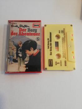 Enid Blyton Folge 5 Der Berg der Abenteuer 5-fach Silber geschraubt Gelb 515325.5 Europa(Innencover und Seite 2 der MC bemalt)